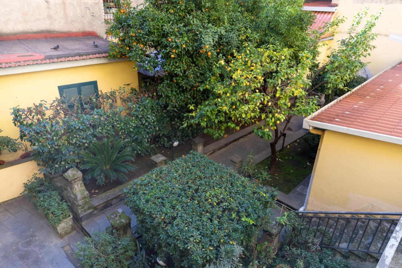 Colored House Until 7 People Above Sqplebiscito Napoli Dış mekan fotoğraf